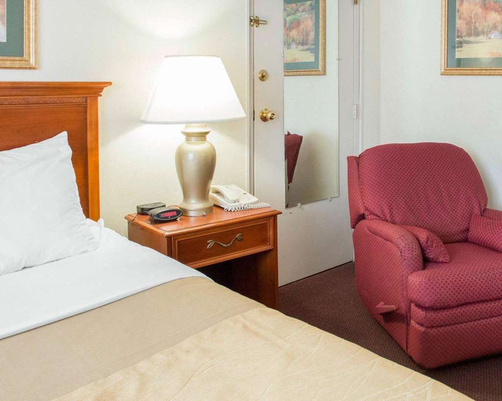 Quality Inn & Suites Нью-Касл Номер фото